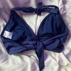 navy blue cut out halter bikini top
size small
brand: massimo